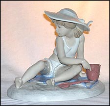 Sandcastles, Lladro Figurine  #5488 MAIN
