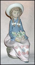 Pretty And Prim, Lladro Figurine  #5554 MAIN