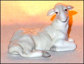 Little Lamb, Lladro Figurine  #5750 MAIN