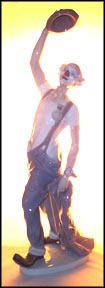 Hats Off To Fun, Lladro Figurine  #5765 MAIN