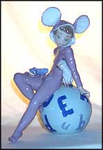 Restful Mouse, Lladro Figurine  #5882 MAIN