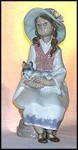 Daydreams, Lladro Figurine  #6400 MAIN