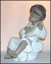 An Angel's Tune, Lladro Figurine  #6490 MAIN