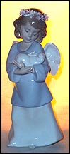 Heavenly Love, Lladro Figurine  #6856 MAIN