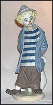 Little Traveler, Lladro Figurine  #7602 MAIN