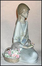Flower Song, Lladro Figurine  #7607 MAIN