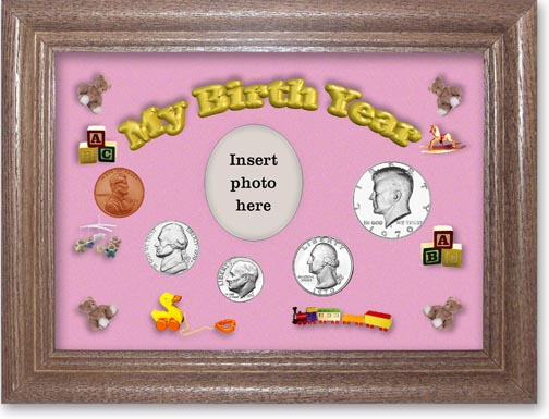 1970 My Birth Year Coin Gift Set with a pink background and dark oak frame LARGE