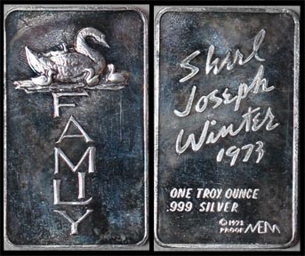 Family' Art Bar by Mount Everest Mint. MAIN