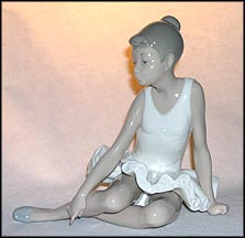 Seated Ballet  #00147 MAIN