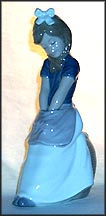 Woman Wearing Apron  #06598 MAIN