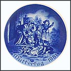 Playtime Collector Plate by Ludwig Ricter MAIN