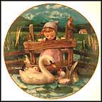 Feathered Friends Collector Plate by M I Hummel MAIN