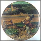November - Song of Thanksgiving Collector Plate by M I Hummel MAIN