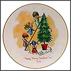 Decorating The Tree Collector Plate MAIN