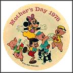 Minnie Mouse and Friends Collector Plate by Disney Studio Artists MAIN