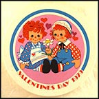 Daisies Do Tell Collector Plate MAIN