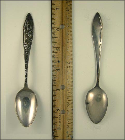 Yellowstone, Canyon Hotel, Wyoming Souvenir Spoon MAIN