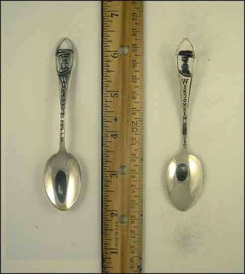 State Seal, Tree, Government Building, Milwaukee, Wisconsin Souvenir Spoon MAIN