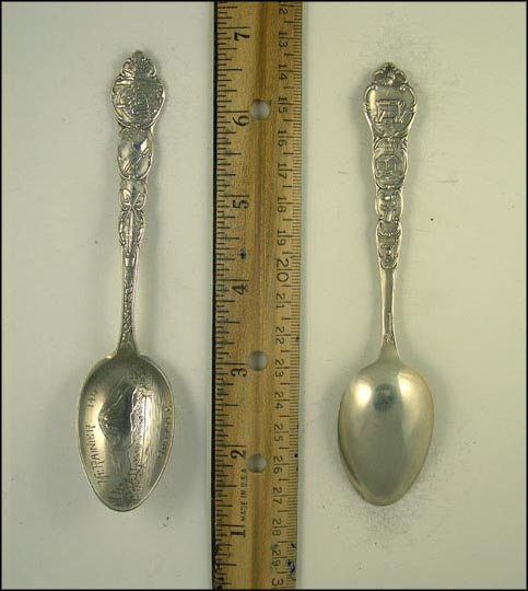 Mt. Rainier, Gold Mining, Seattle, Washington Souvenir Spoon MAIN