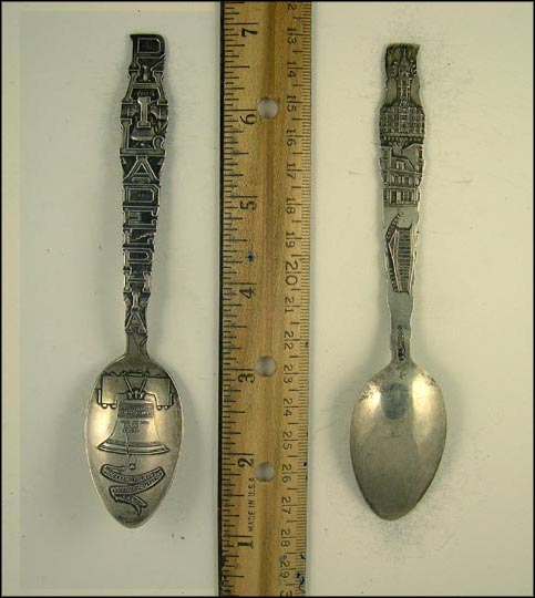 Liberty Bell, Philadelphia, Betsy Ross House, Girard College, City Hall, Philadelphia, Pennsylvania Souvenir Spoon MAIN