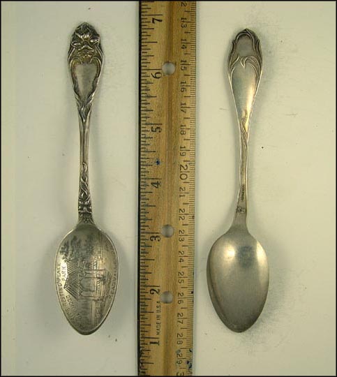 Favorite Resting Place Oakwood Park, Meadville, Pennsylvania Souvenir Spoon MAIN