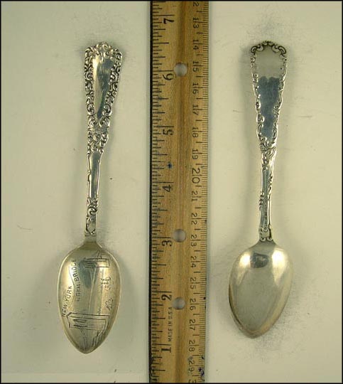 Brooklyn Bridge, Brooklyn, New York Souvenir Spoon MAIN
