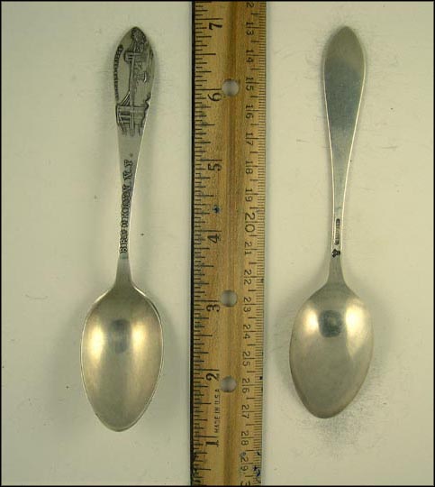 Brooklyn Bridge, Brooklyn, New York Souvenir Spoon MAIN