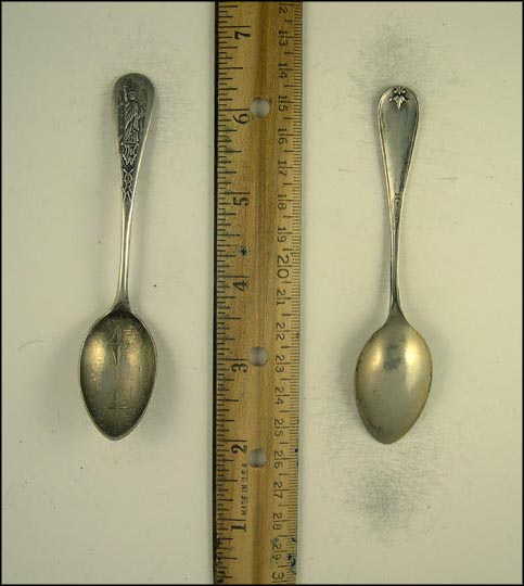 Statue of Liberty, New York, Bridge, New York Souvenir Spoon MAIN