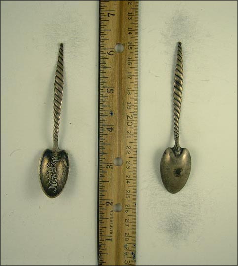 New York, New York Souvenir Spoon MAIN