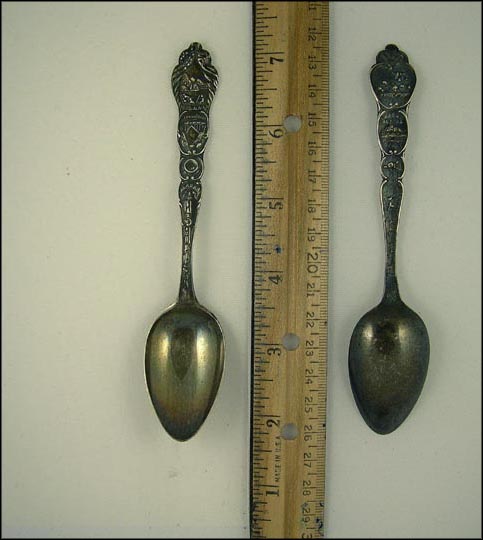 Totem Pole, The Summit, State Seal, Family of Huskies, Dog Team, Skagway, Alaska Souvenir Spoon MAIN