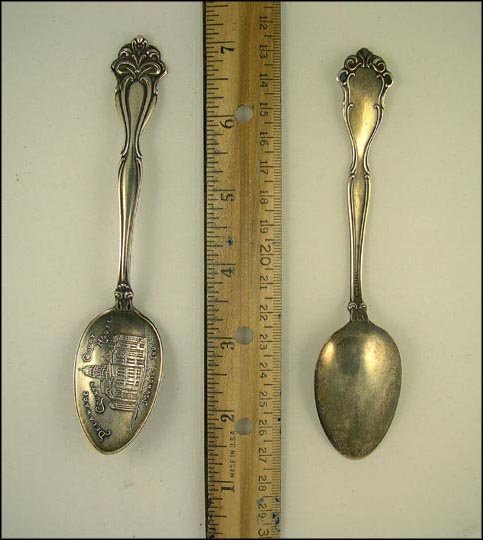 Delaware County Court House, Muncie, Indiana Souvenir Spoon MAIN