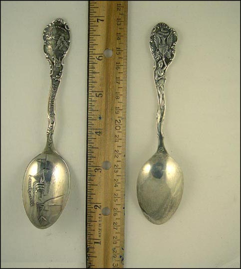 Duluth Harbor, State Seal, Duluth, Minnesota Souvenir Spoon MAIN