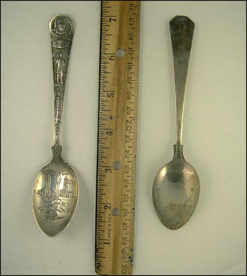 State Seal, Lincoln Statue, Douglas Monument, Grand Central Station...... Souvenir Spoon MAIN
