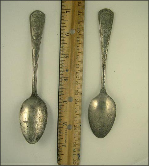State Seal, Hall Of Science Rostrum, Science Court, Chicago, Illinois Souvenir Spoon MAIN