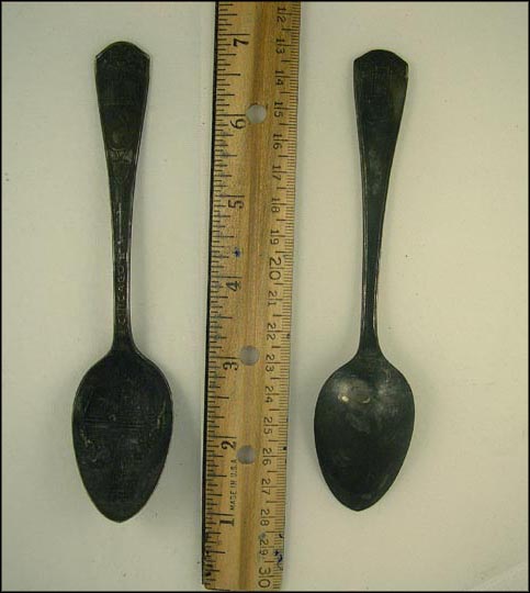 State Seal, East View Administration Building, Hall of Science Rostrum, Chicago, Illinois Souvenir Spoon MAIN