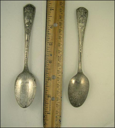 City Seal, Administration Building, Hall of Science Rostrum, Chicago, Illinois Souvenir Spoon MAIN