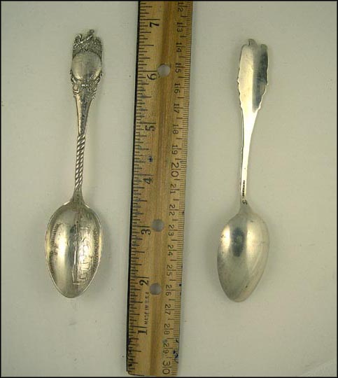Globe, Columbian Exposition 1893, Horticulture Hall, Chicago, Illinois Souvenir Spoon MAIN