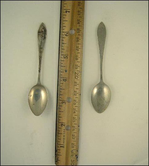 Illinois, Building, Illinois Souvenir Spoon MAIN