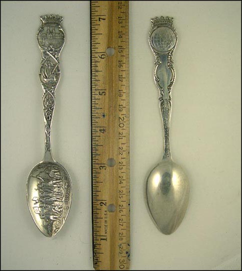 1492 Battle Scene, Santa Maria, Isabella, World's Columbian Expostion, Chicago, Illinois Souvenir Spoon MAIN