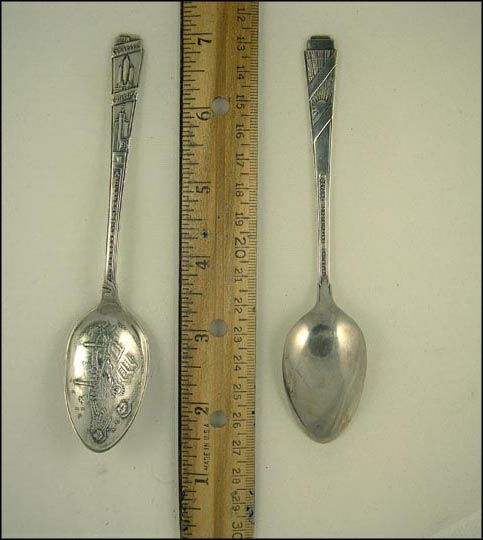 Official 1833-1933, A Century of Progress, The World Fair, Chicago, Illinois Souvenir Spoon MAIN