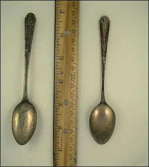 1833-1933 A Century of Progress, World's Fair, Chicago, Illinois Souvenir Spoon MAIN