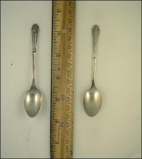 1833-1933 A Century of Progress, World's Fair, Chicago, Illinois Souvenir Spoon MAIN