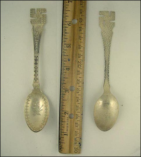 Swastika, Native American Drawing, Bow and Arrow, Glenwood Springs, Colorado Souvenir Spoon MAIN