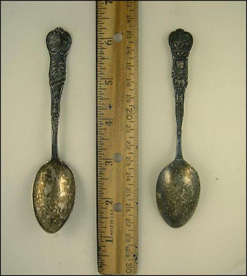 Summit of Pikes Peak, Siamese Twins, Major Domo, Train, Bucking Bronco...... Souvenir Spoon MAIN