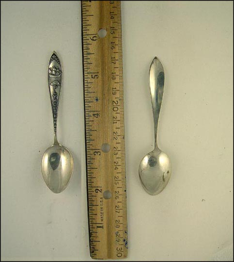 Ship, Plymouth Rock 1620, Plymouth, Massachusetts Souvenir Spoon MAIN