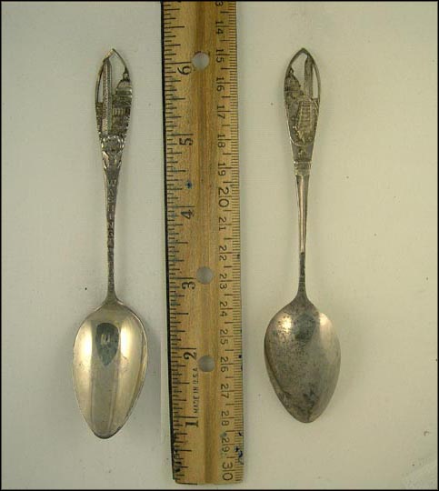 Cut Out of Washington Monument and White House, Mt. Vernon, Washington, District of Columbia Souvenir Spoon MAIN