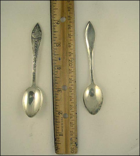 US Capitol, Washington, District of Columbia Souvenir Spoon MAIN