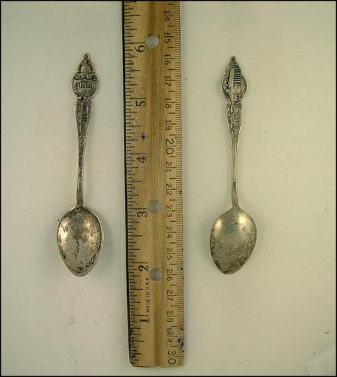 White House, Capitol, Washington's Mansion, Congressional Library, Washington, District of Columbia Souvenir Spoon MAIN