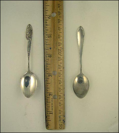 Cut Out of The Capitol, Washington, District of Columbia Souvenir Spoon MAIN