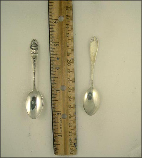 Cut Out of the Capitol, Washington, District of Columbia Souvenir Spoon MAIN